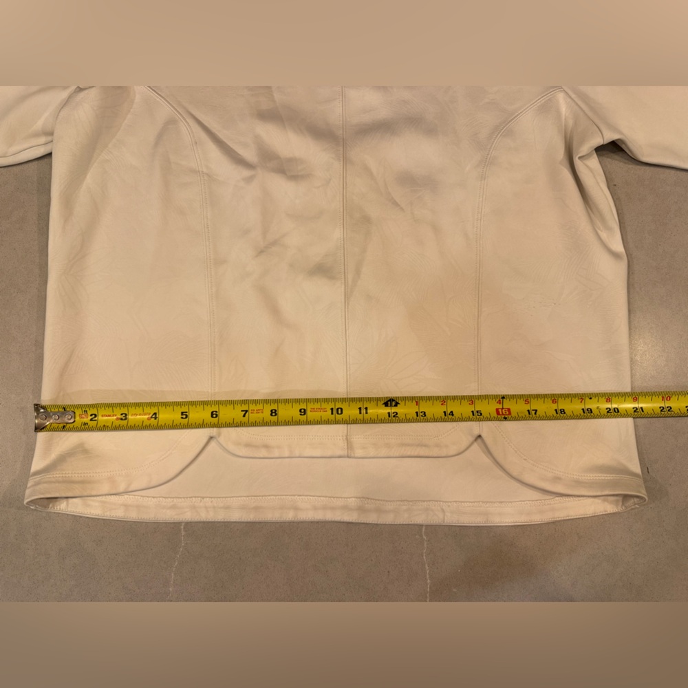 A. Putnam Minimalist White Tulip Hem Sweatshirt - Picture 7 of 9